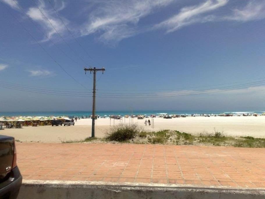 Casa simples, próxima à Praia dos Anjos