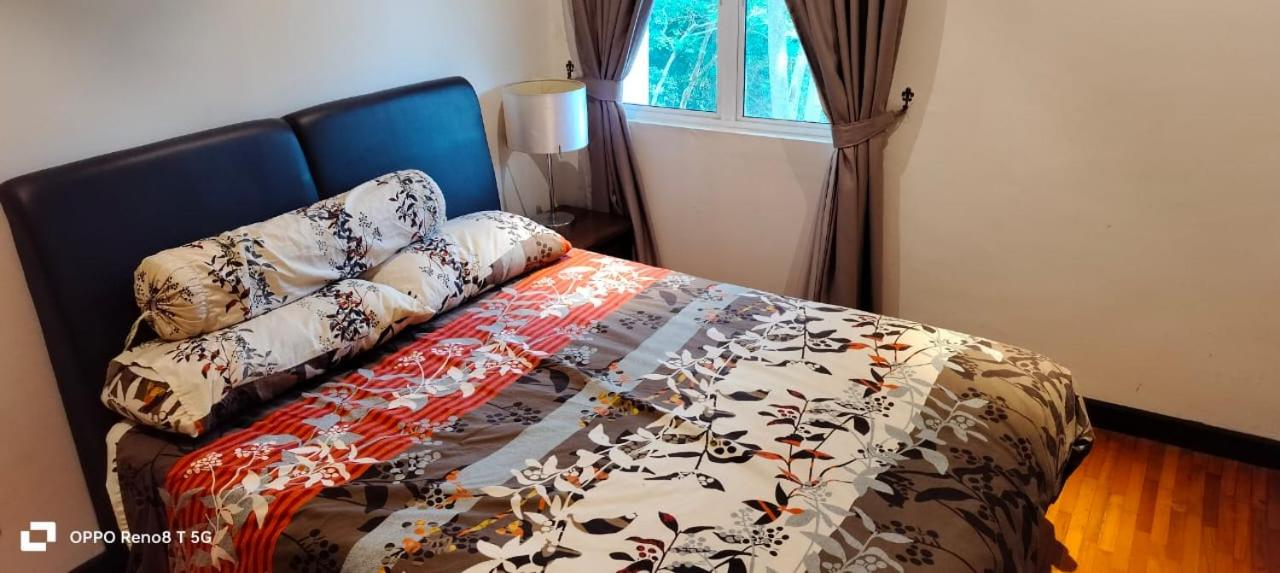 Bangsar South @ Taman Pantai Prima cosy room in a double storey spacious comfortable homestay