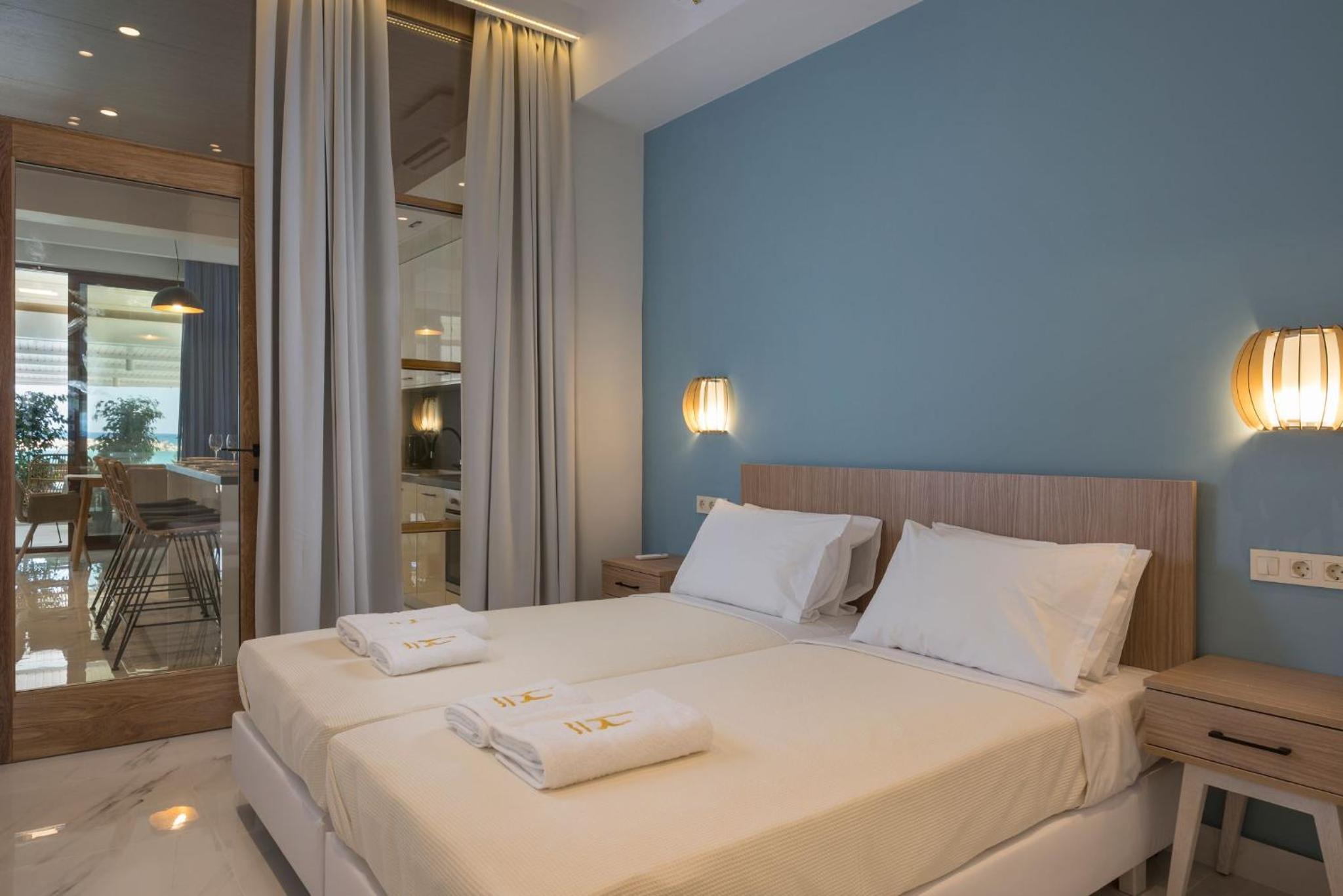 Kyma beach accommodation Delfini apartment with spa jaccuzzi 6 guests photo 2