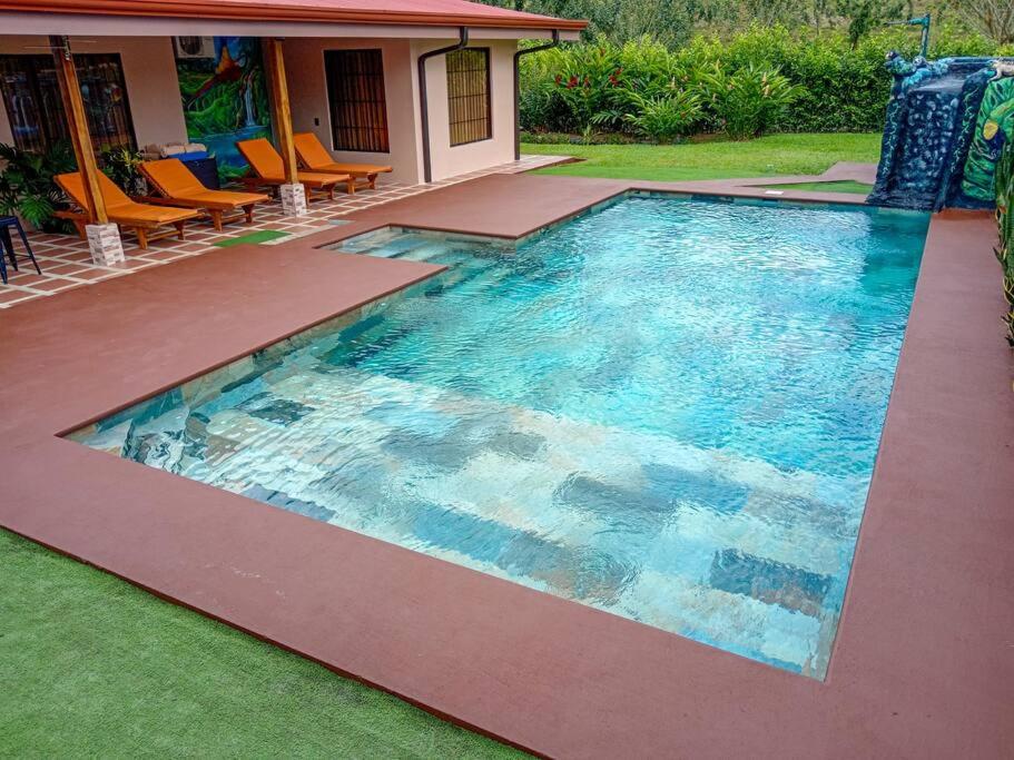 Casa Oasis La Fortuna Private Pool AC & WiFi 100 mbps