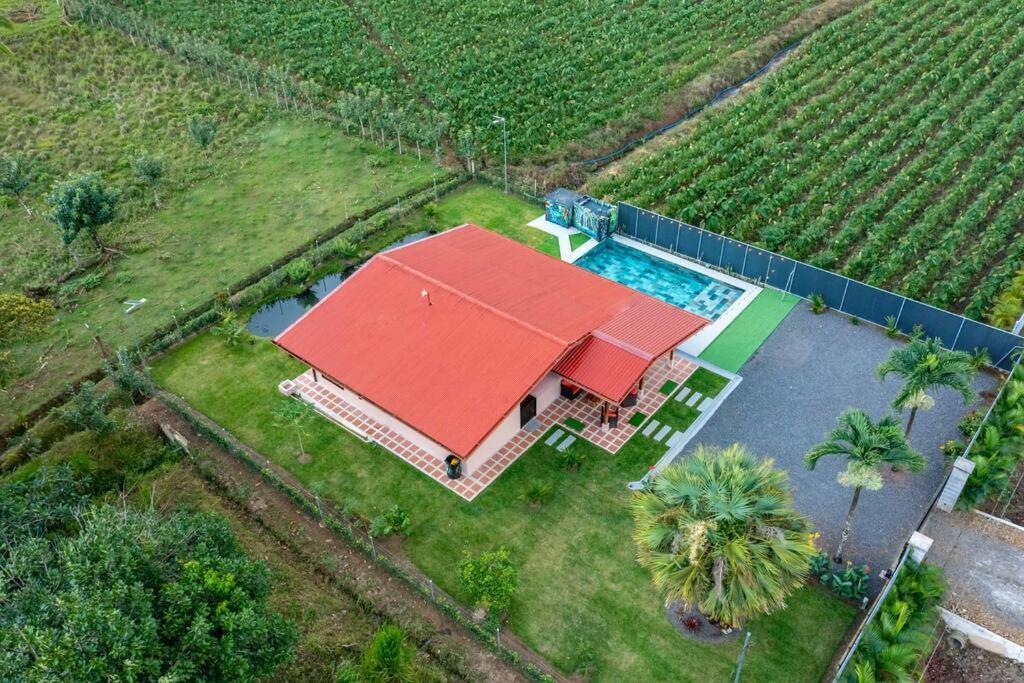Casa Oasis La Fortuna Private Pool AC & WiFi 100 mbps