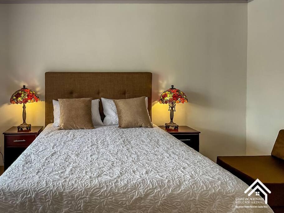 Casa Oasis La Fortuna Private Pool AC & WiFi 100 mbps