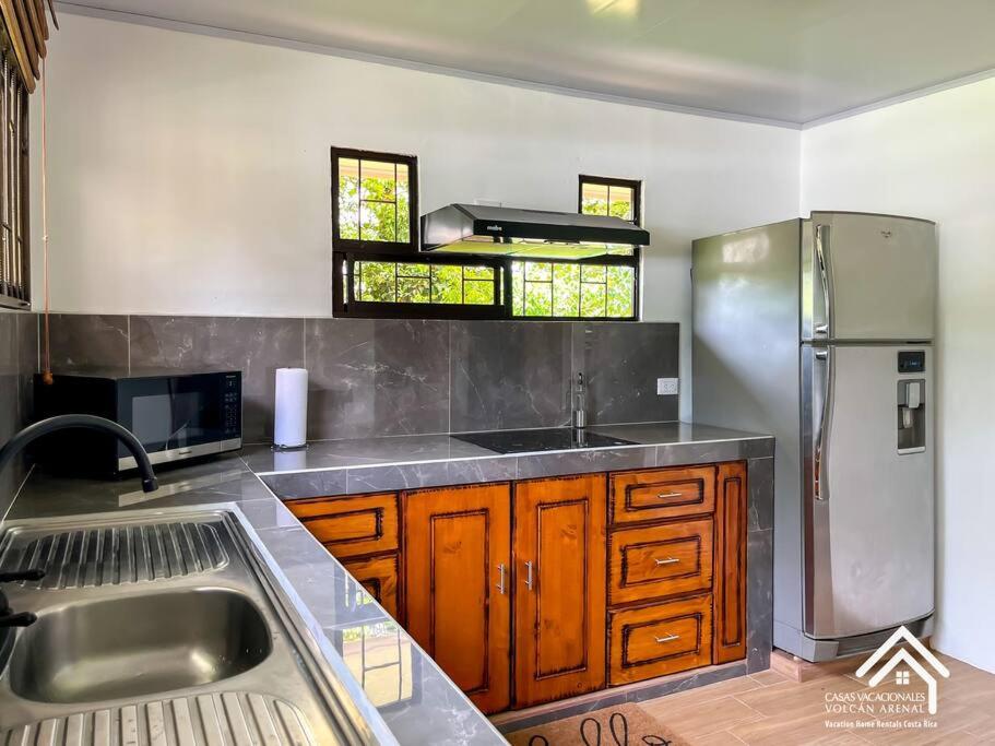 Casa Oasis La Fortuna Private Pool AC & WiFi 100 mbps
