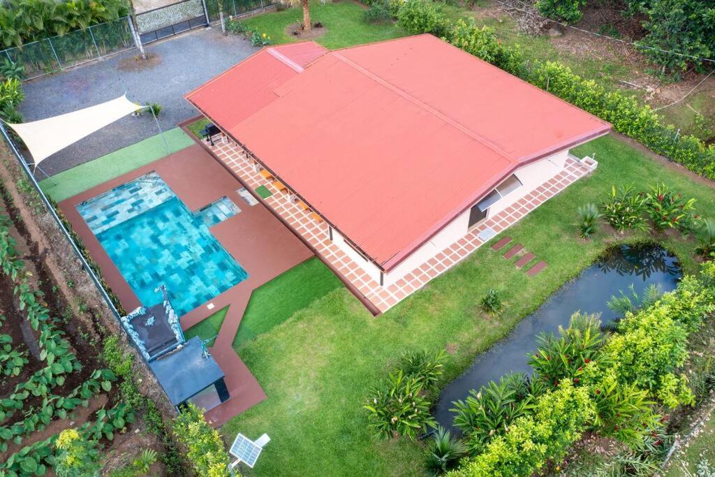 Casa Oasis La Fortuna Private Pool AC & WiFi 100 mbps