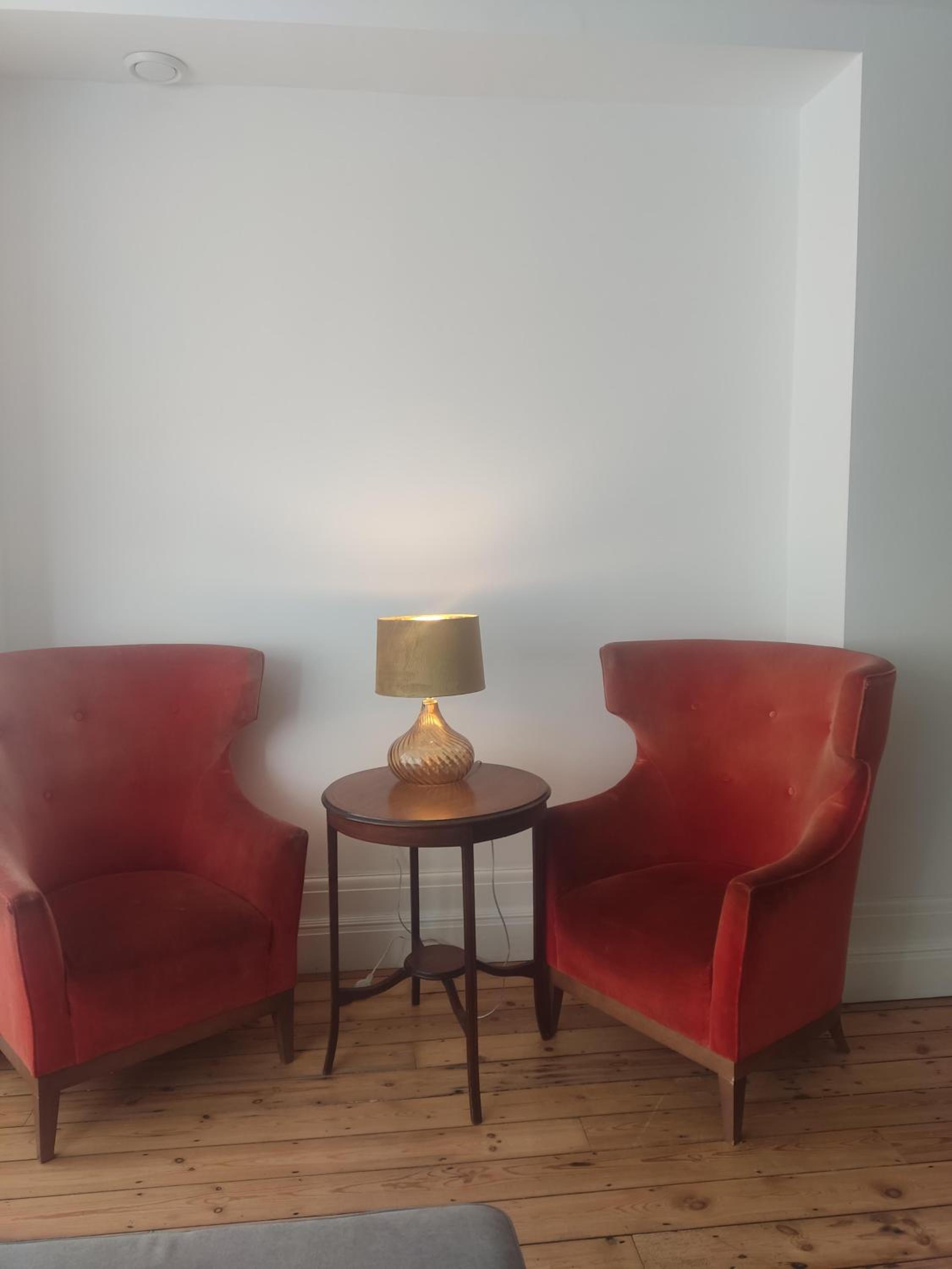 7 Bed House - Sleeps 26 - Parking - Wifi - Garden