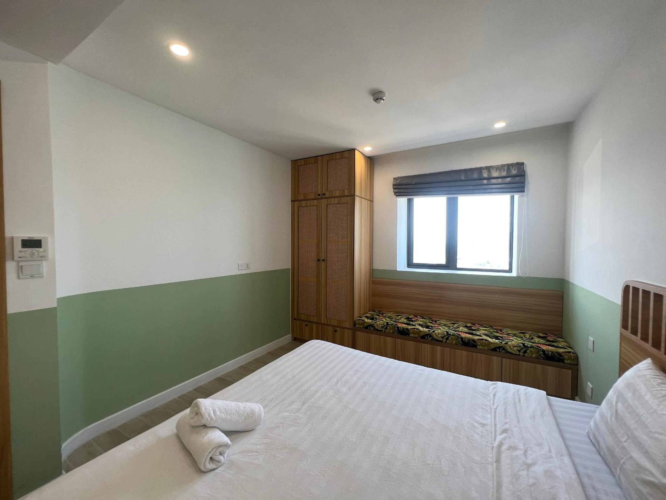 HAPPY APARTMENT