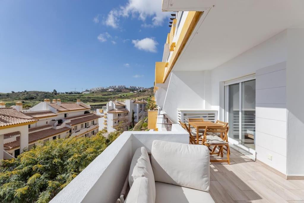Fresh Apt at Calanova Golf & great views RDR382 view 3