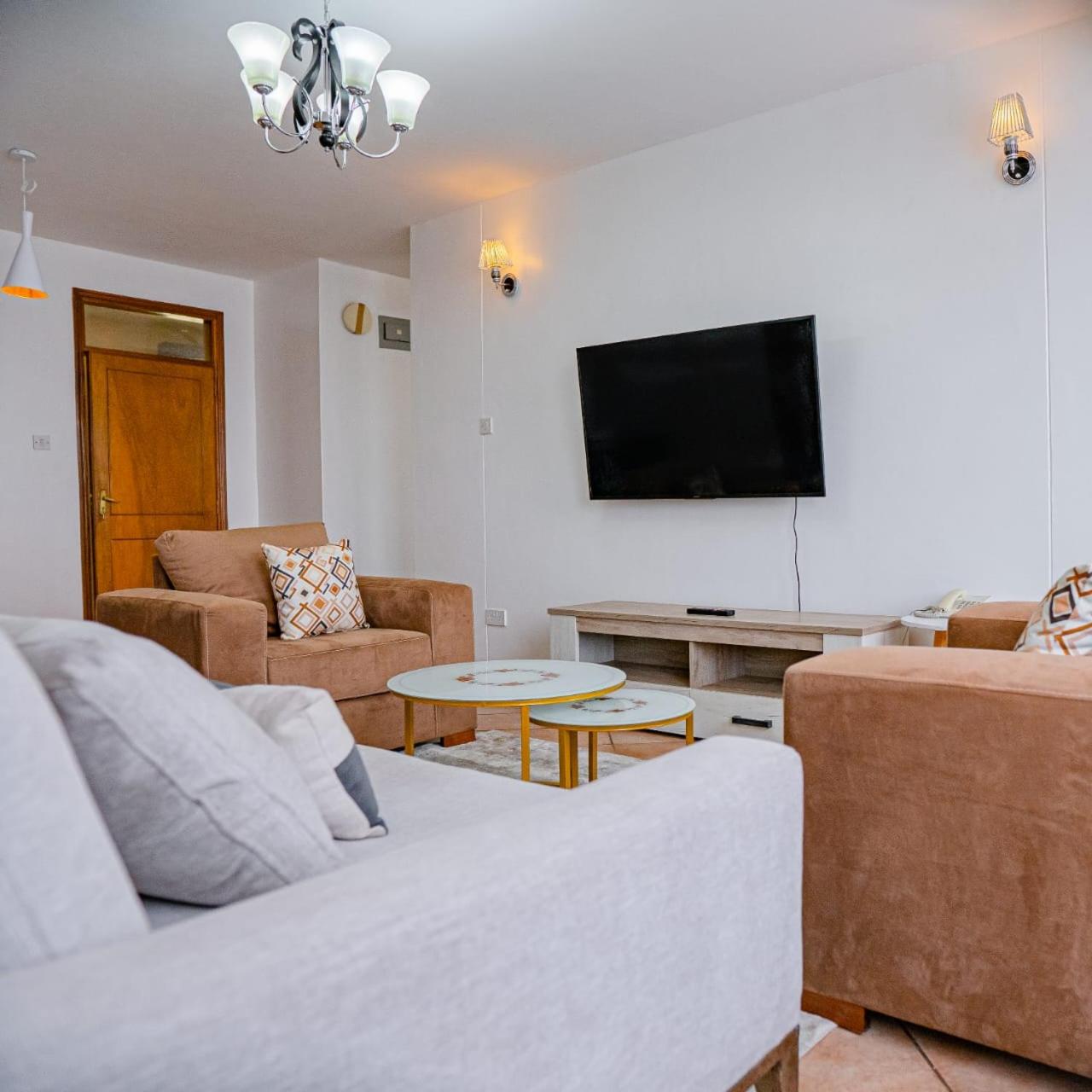 Elite Westlands near West Gate and Sarit Malls view 4