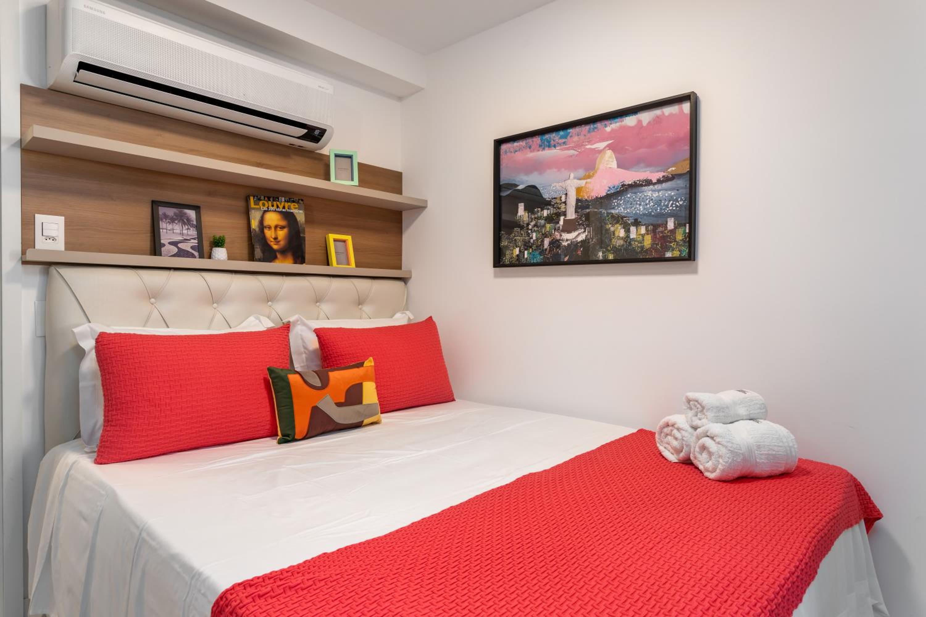 Luxuosos Apartamentos por Temporada na Atlântica à Beira-Mar, Copacabana