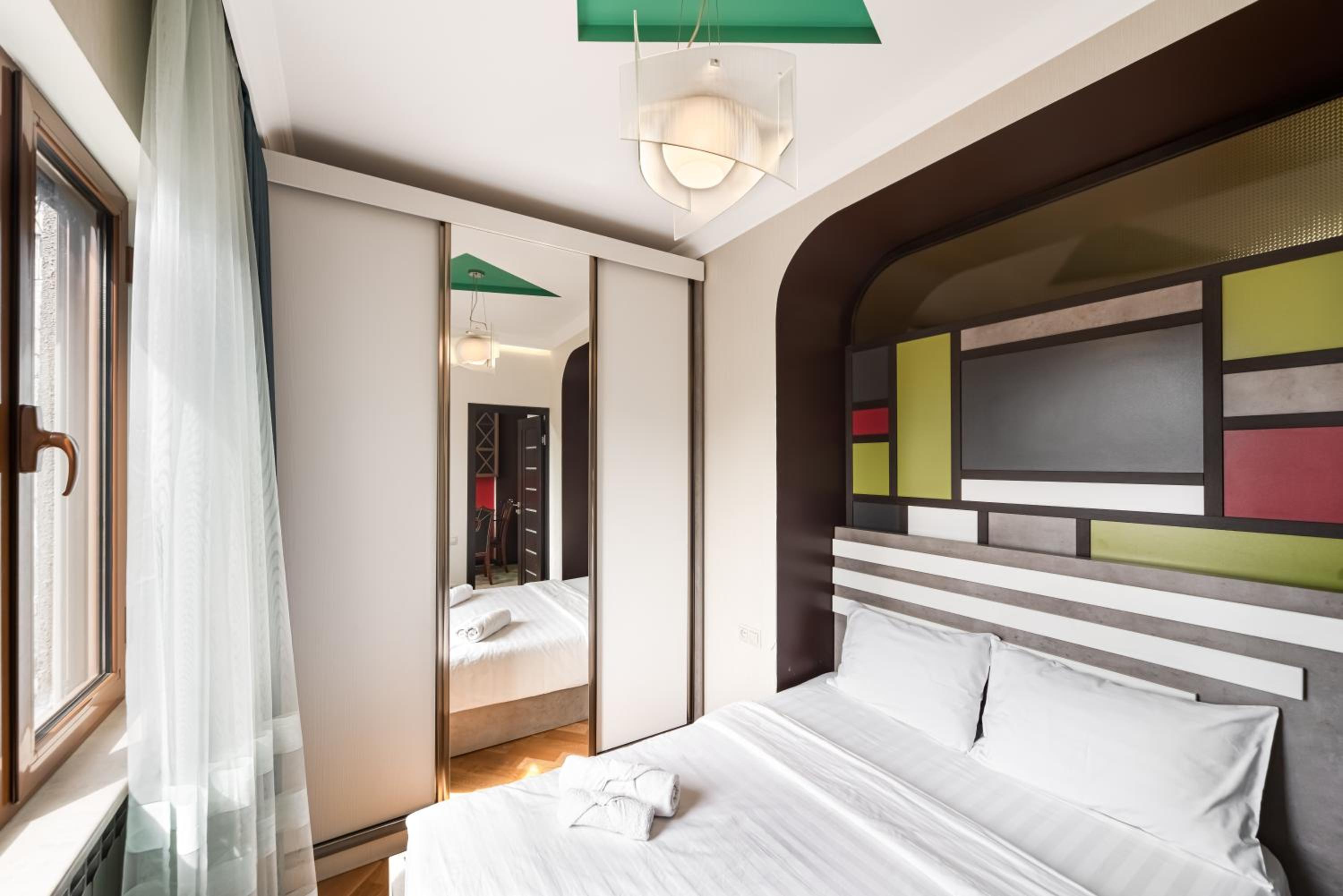 2-BDR/Perfect Location/Cozy