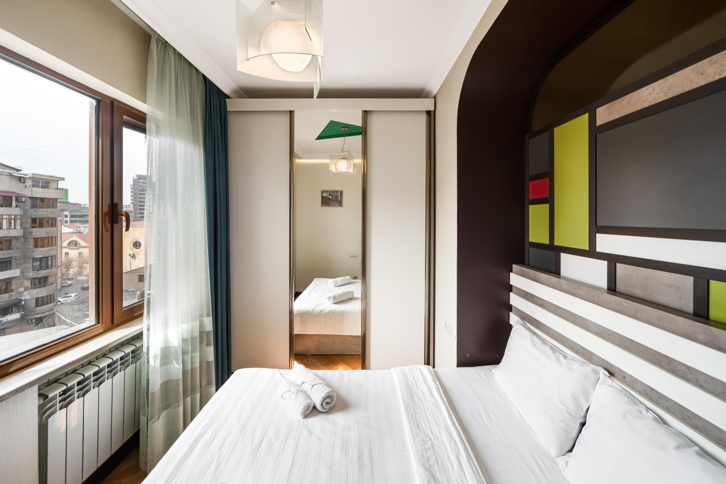 2-BDR/Perfect Location/Cozy