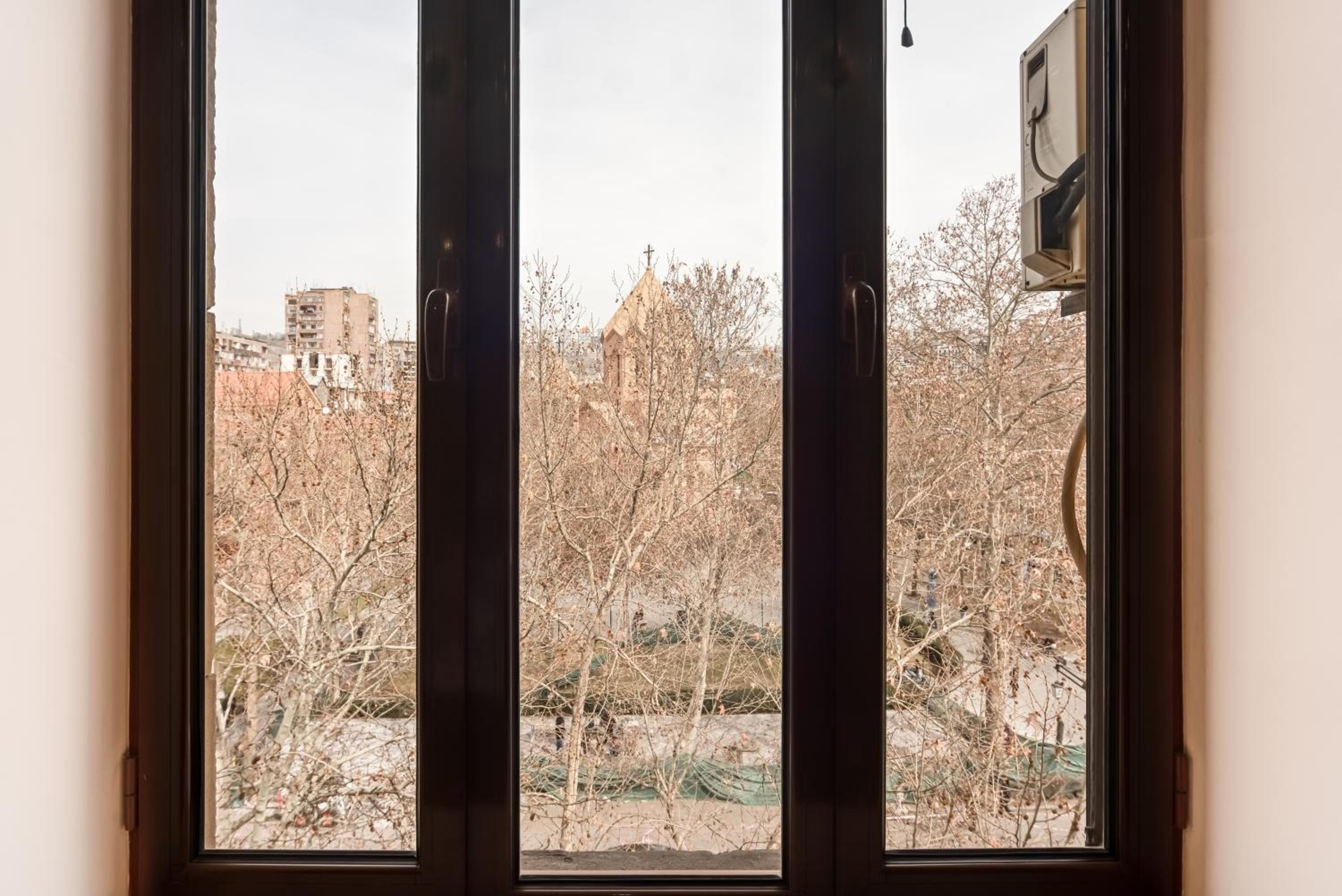 2-BDR/Perfect Location/Cozy
