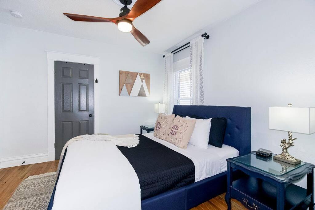 Modern Comfort in Historic Charm: 4BR KC Retreat view 4