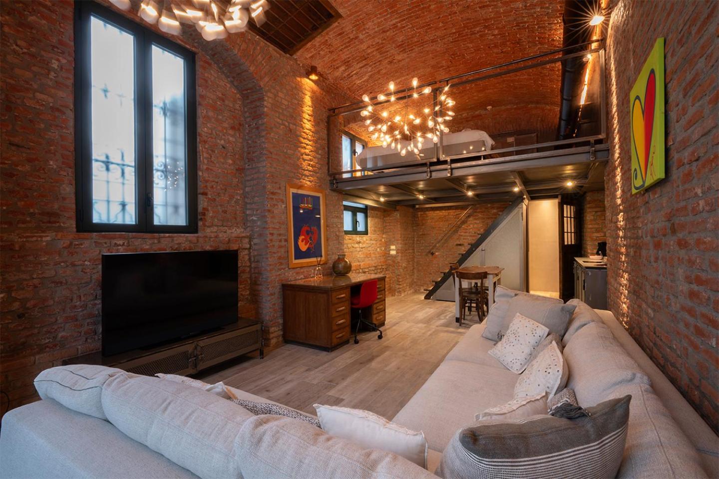 Emme Loft I Green Moon - Urban Stylish Loft Milan