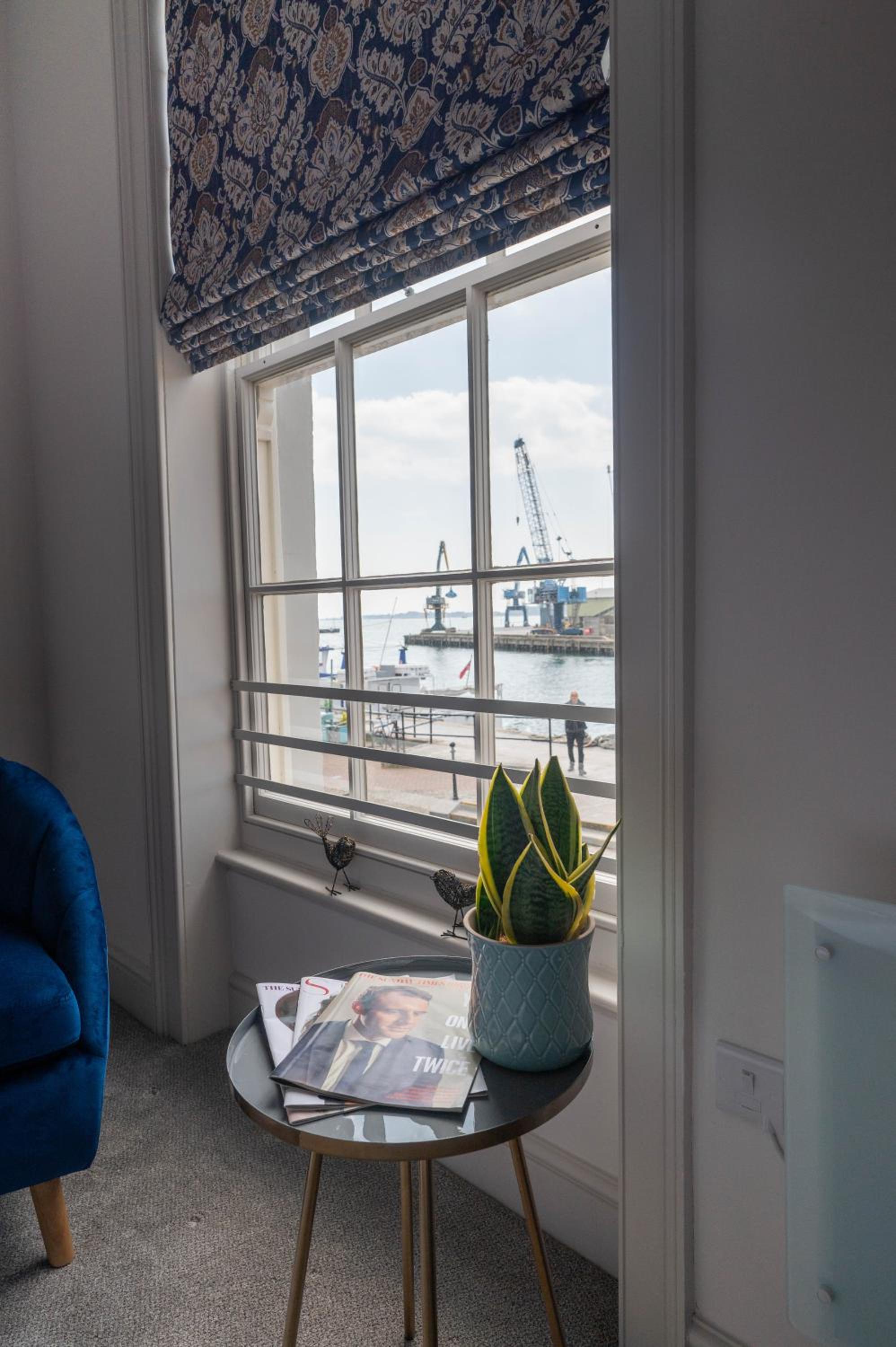 The Old Custom House view 4