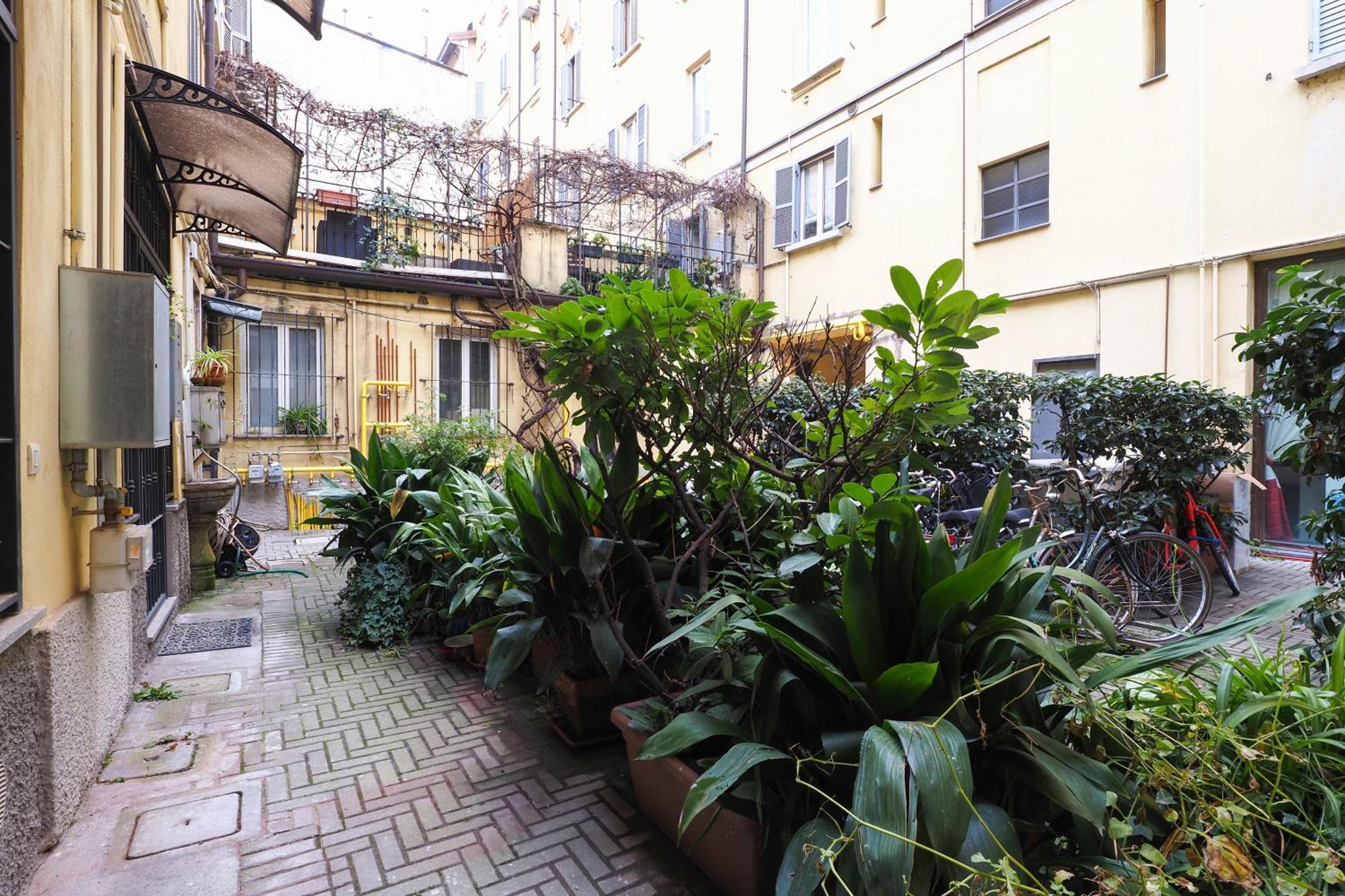 Delizioso Studio tra Navigli e MM Sant'Agostino