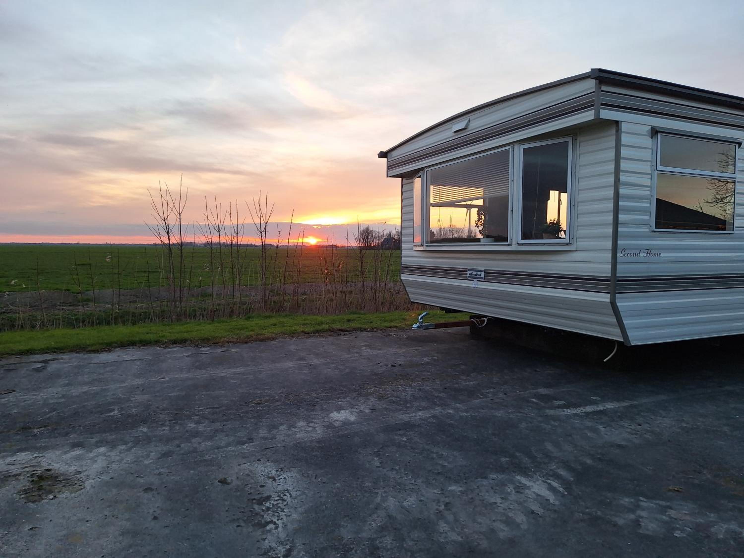 Stacaravan Elly, Minicamping de Grutte Earen view 2