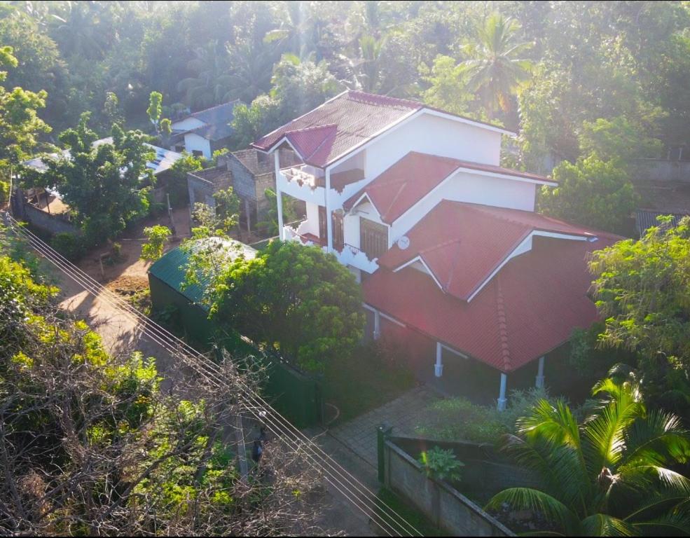 Udawalawe Elegant Hostel view 5