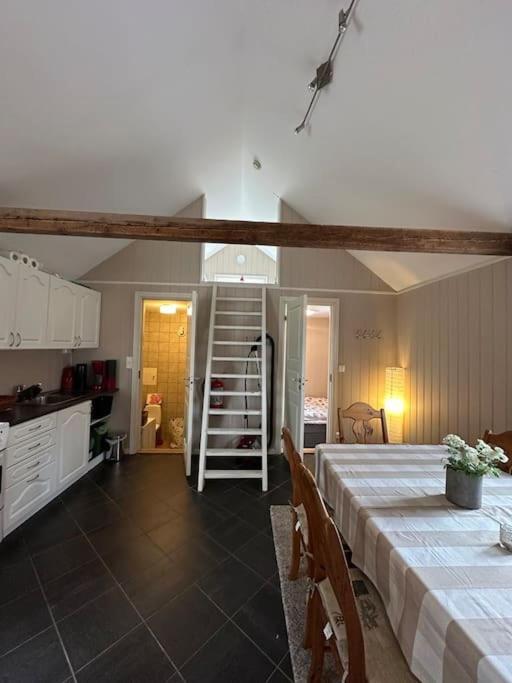 Lite hus til leie sommeren 2024 view 3