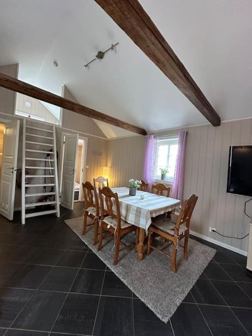 Lite hus til leie sommeren 2024 view 5