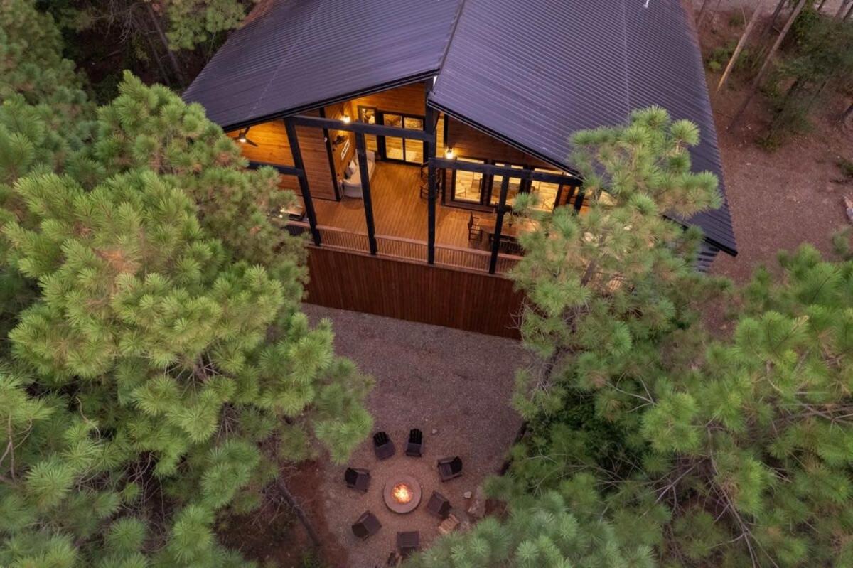 New Cabin w Hot Tub + Views Sleeps 12 view 3