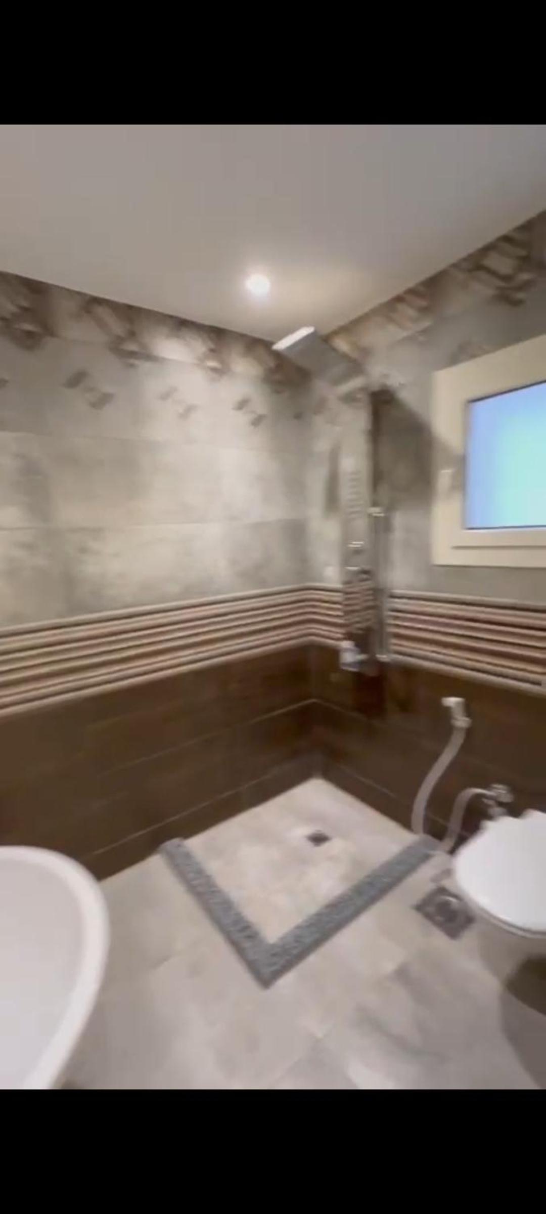Duplex 5 Bed Room