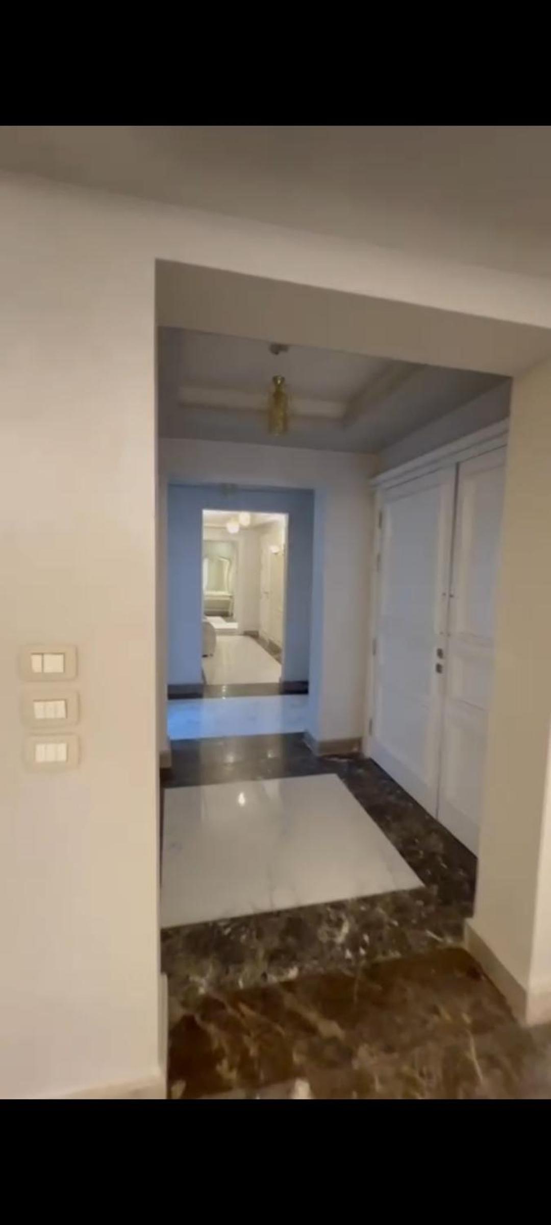 Duplex 5 Bed Room