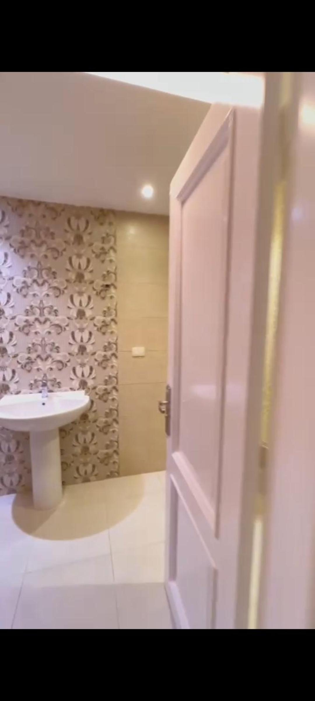 Duplex 5 Bed Room