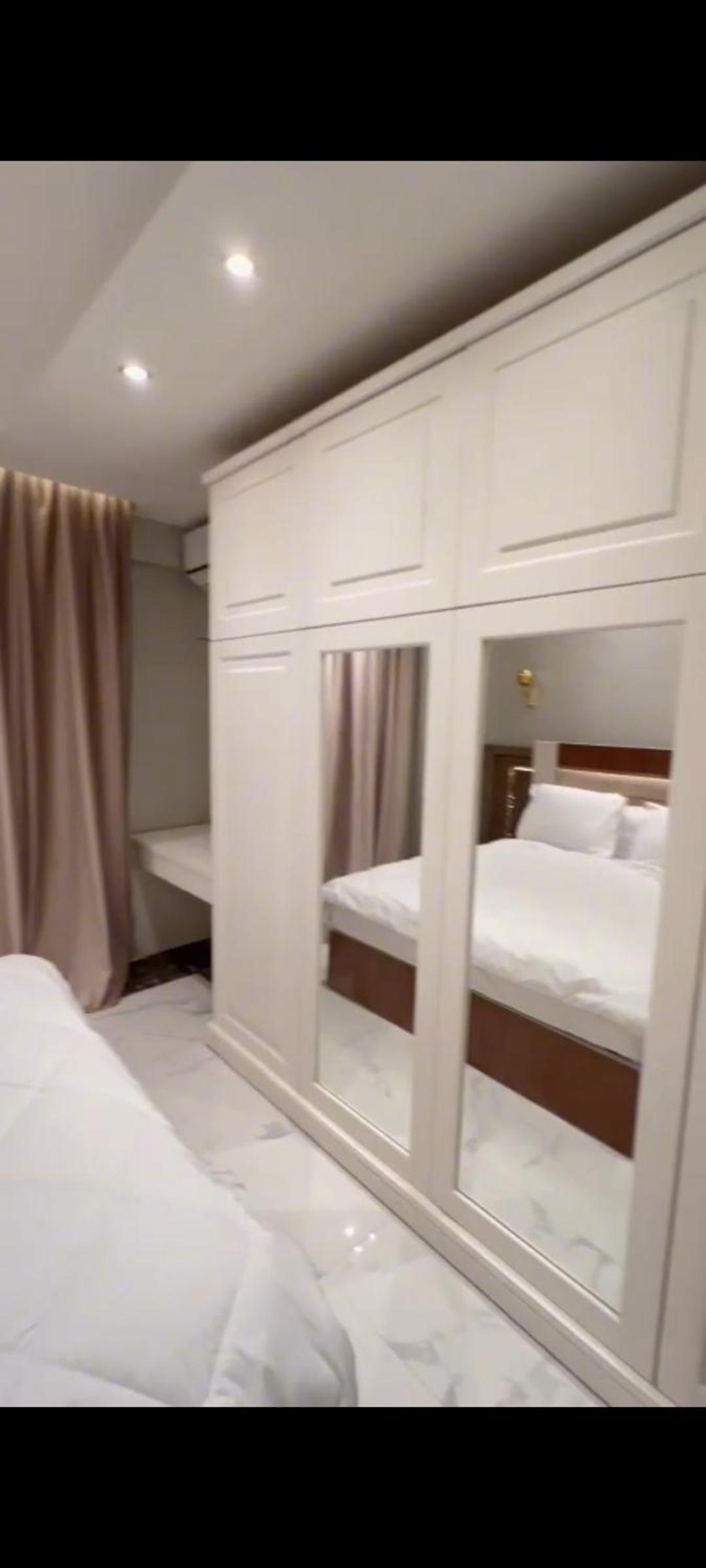 Duplex 5 Bed Room