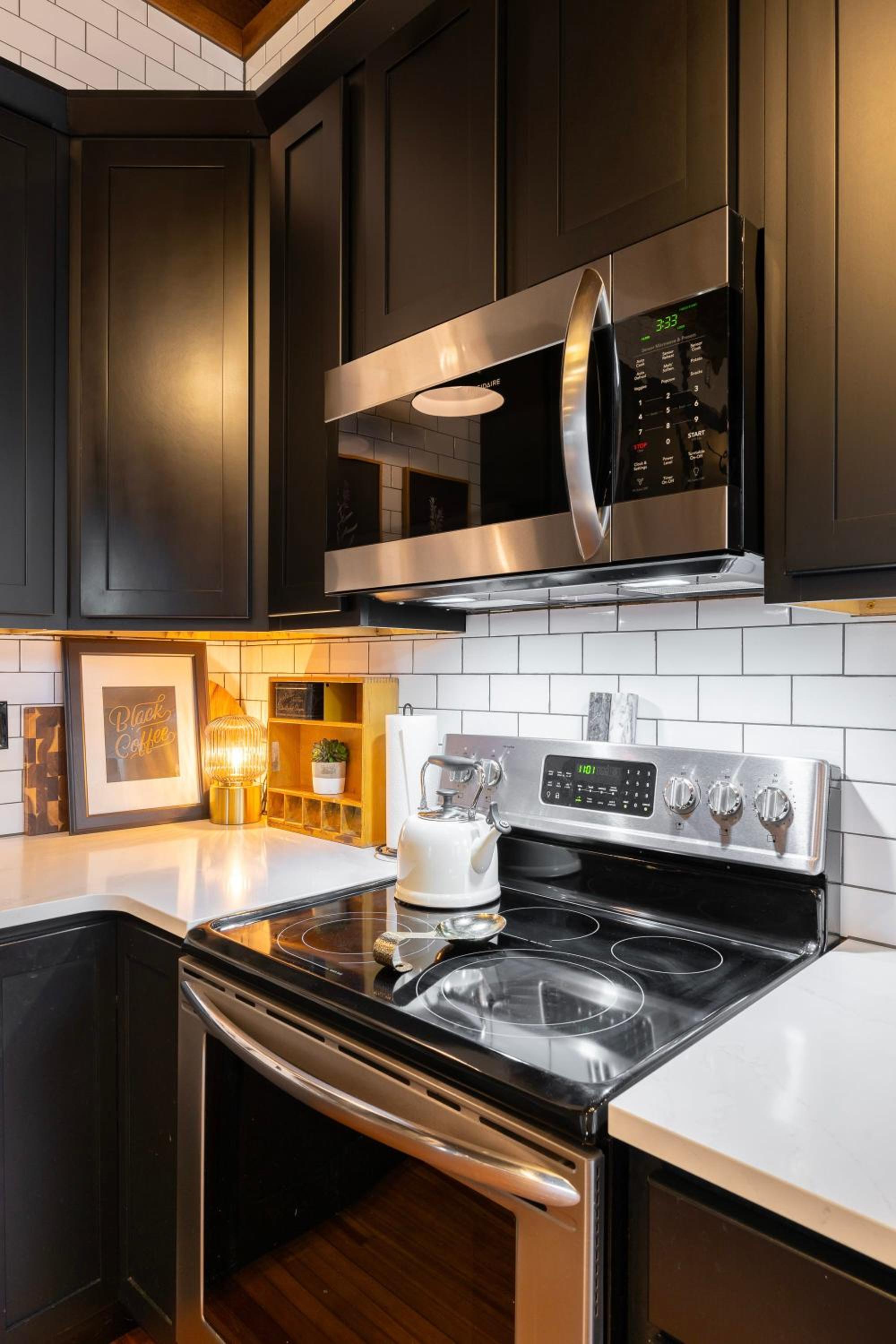 1BR Downtown, Close to Cincinnati Stadiums & Bars view 5
