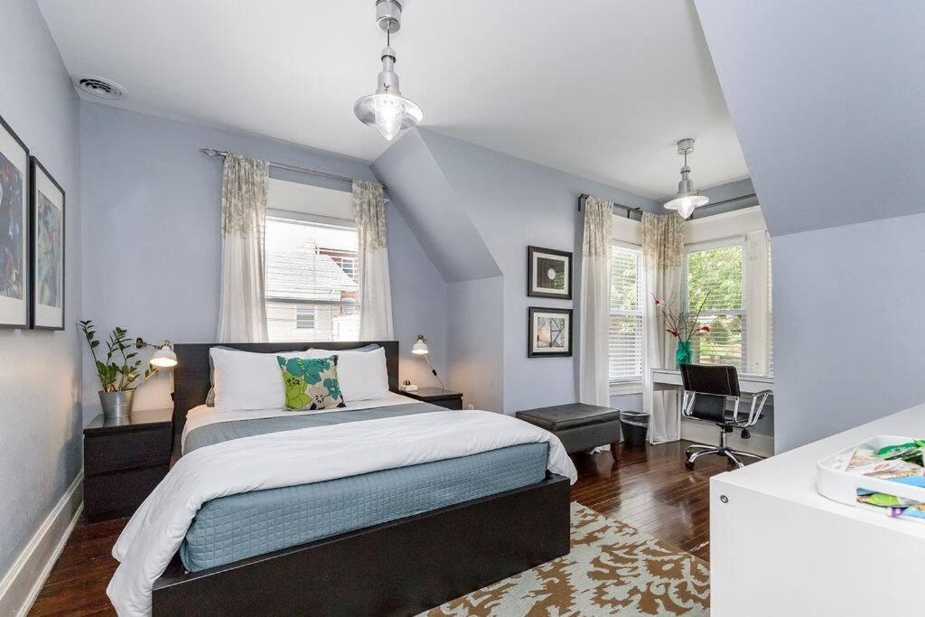 Grand Mansion: 6BR, 5.5BA Near Top KC Attractions view 3