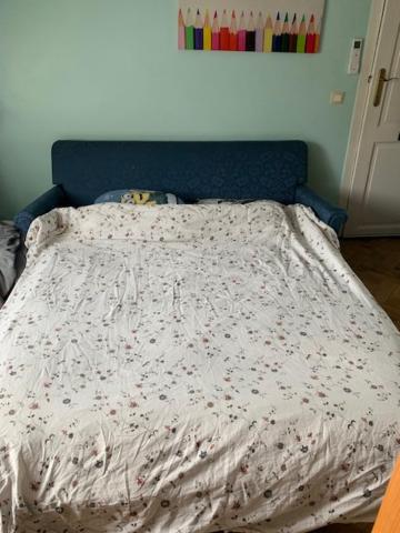 Stay in maison de metre in Etterbeek