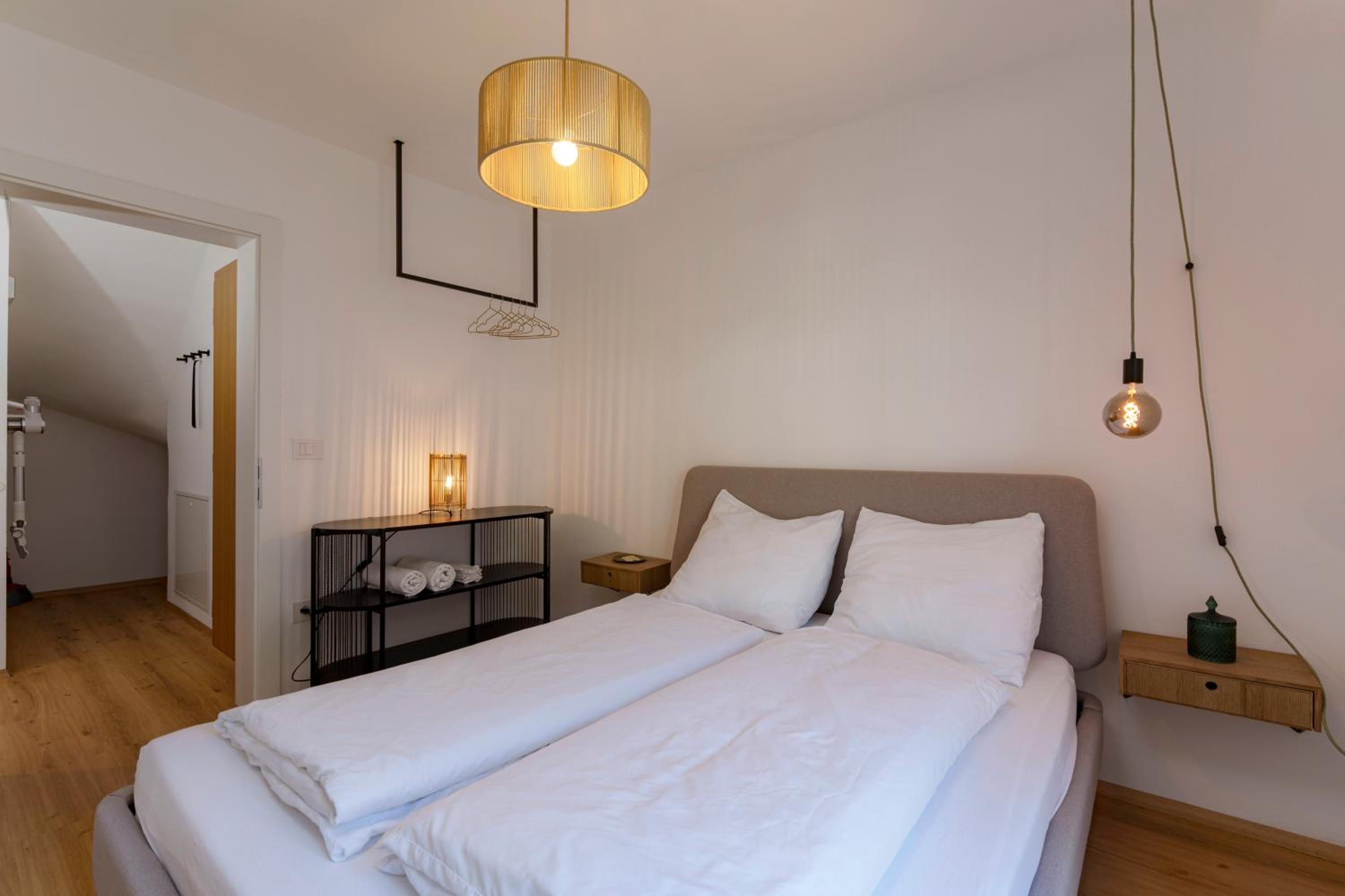 Mountain View Suites