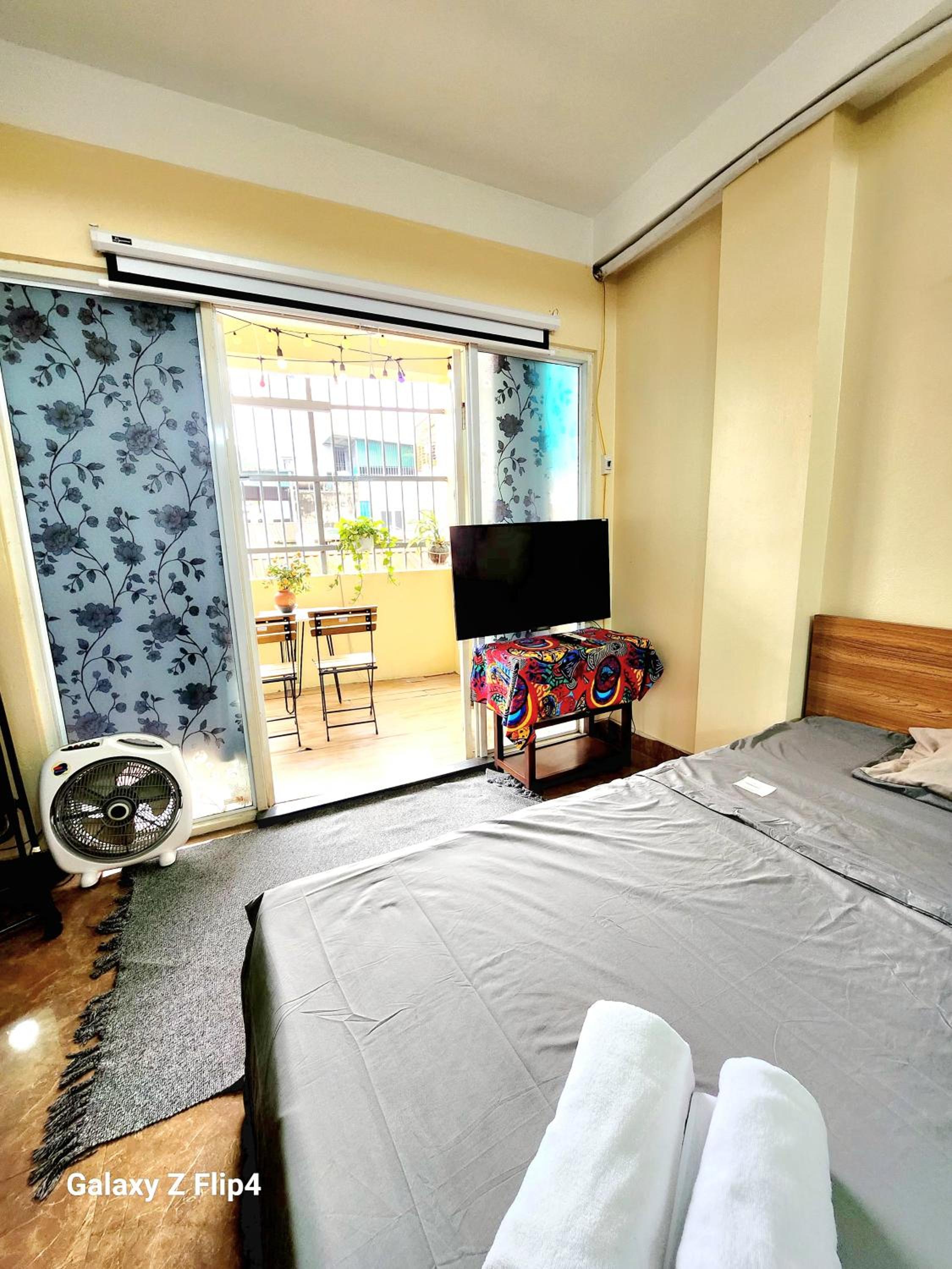 4BR nguyên căn có thang máy tại Hoàn Kiếm Hà Nội