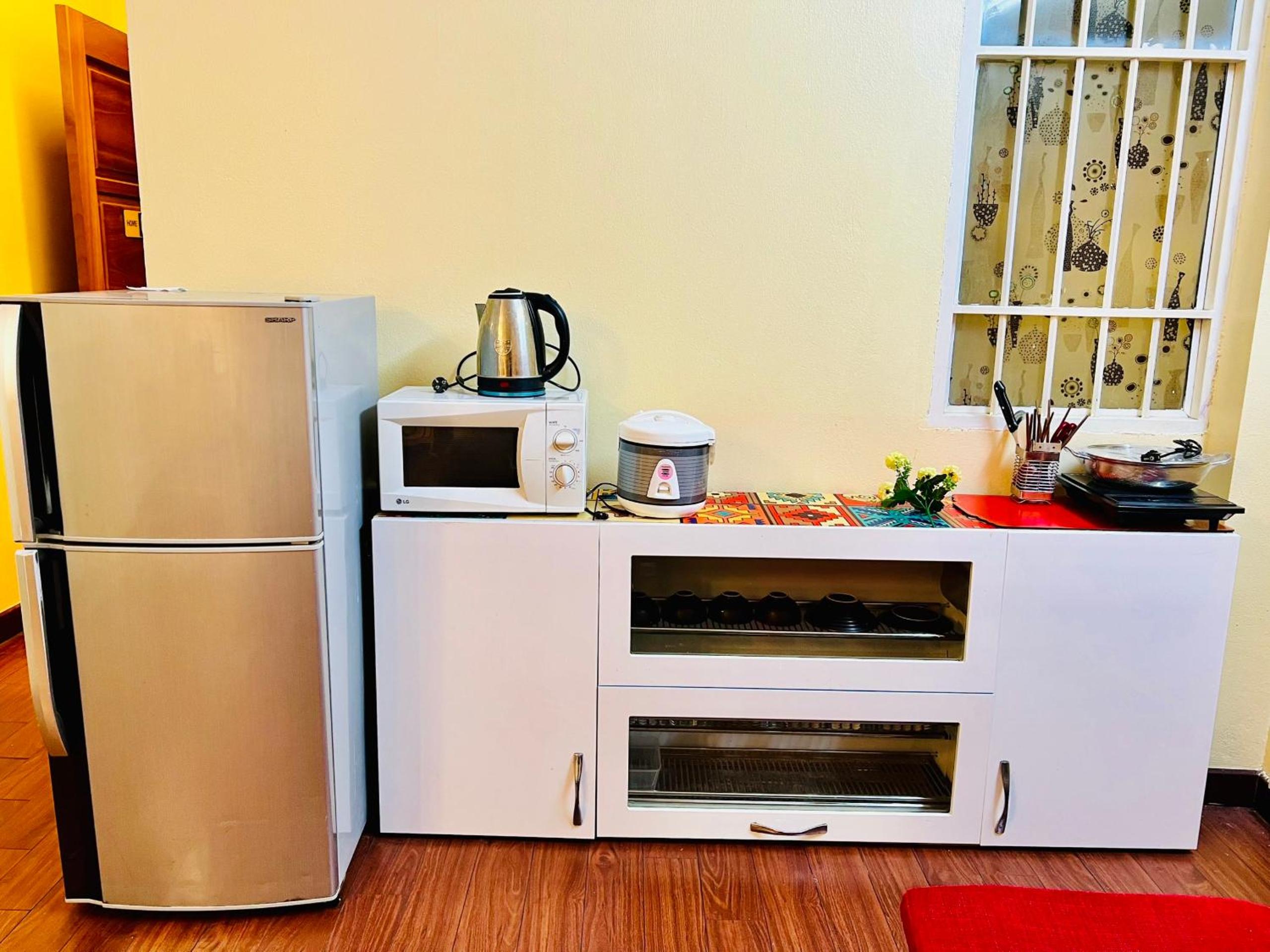 4BR nguyên căn có thang máy tại Hoàn Kiếm Hà Nội
