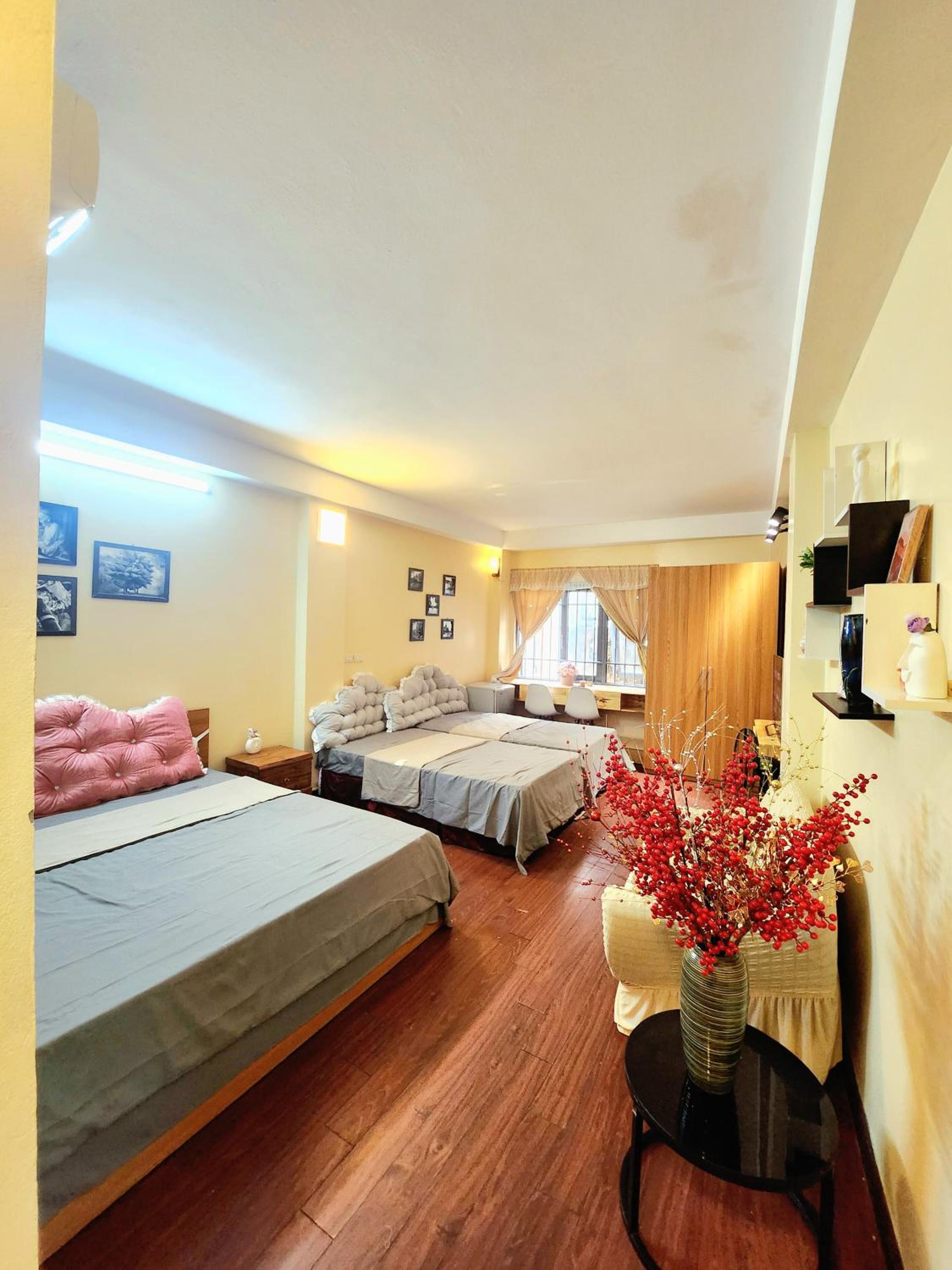 4BR nguyên căn có thang máy tại Hoàn Kiếm Hà Nội