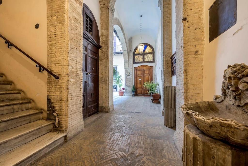 Piazza Navona historical palace