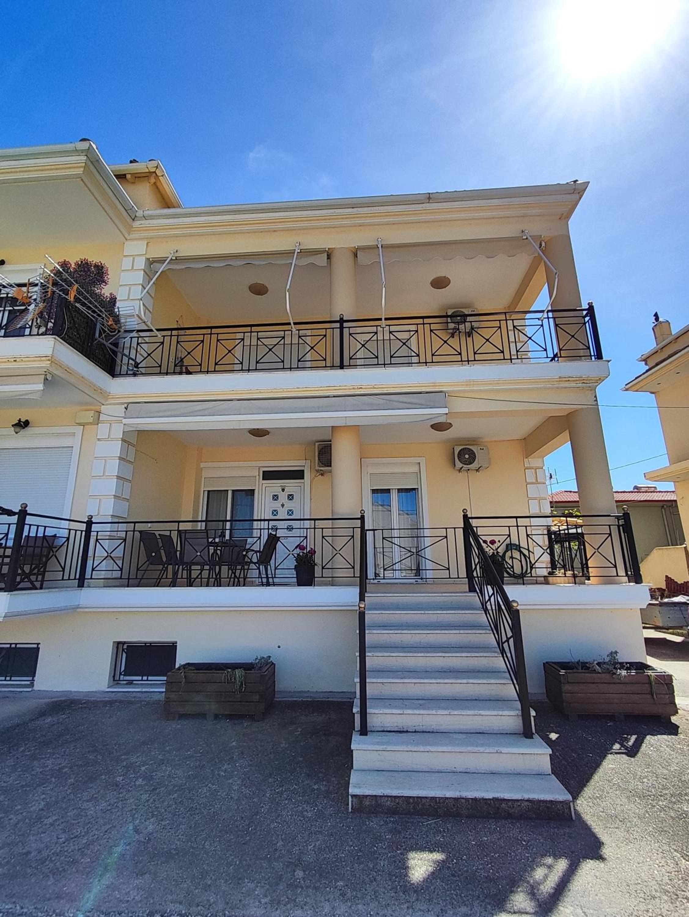 Hotel Philoxenia Apartments - Image 1