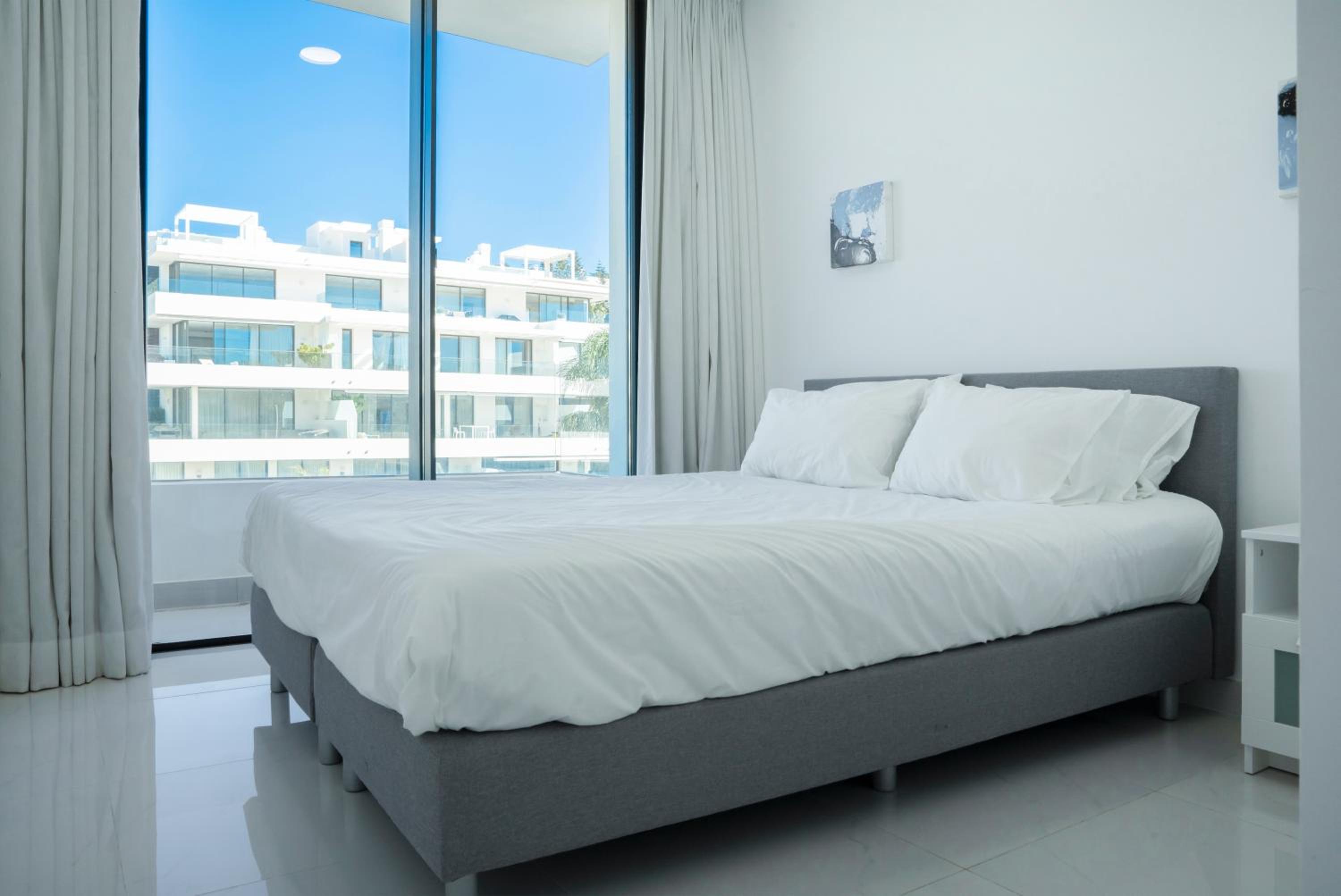 Modern Penthouse Cataleya, Estepona