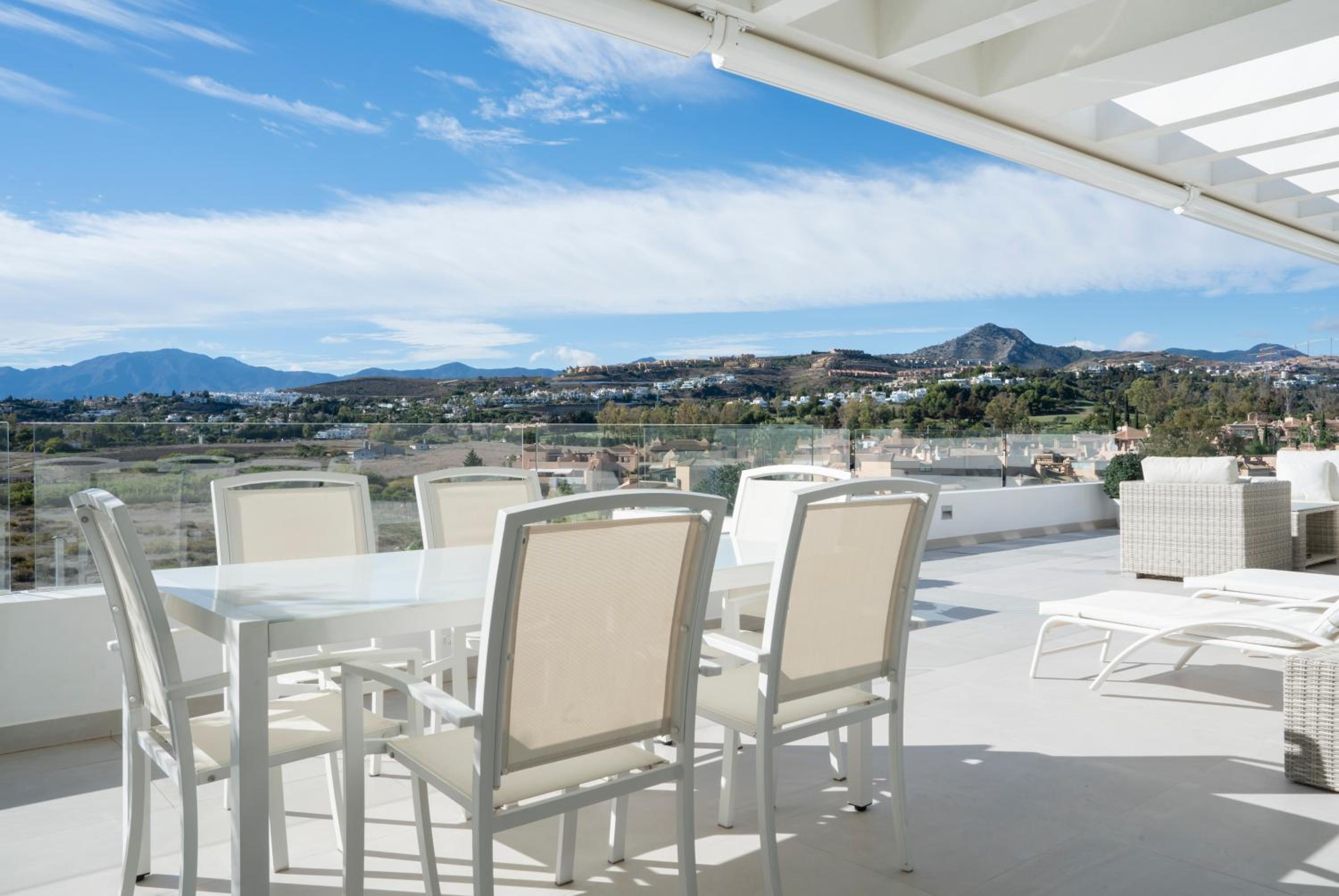 Modern Penthouse Cataleya, Estepona