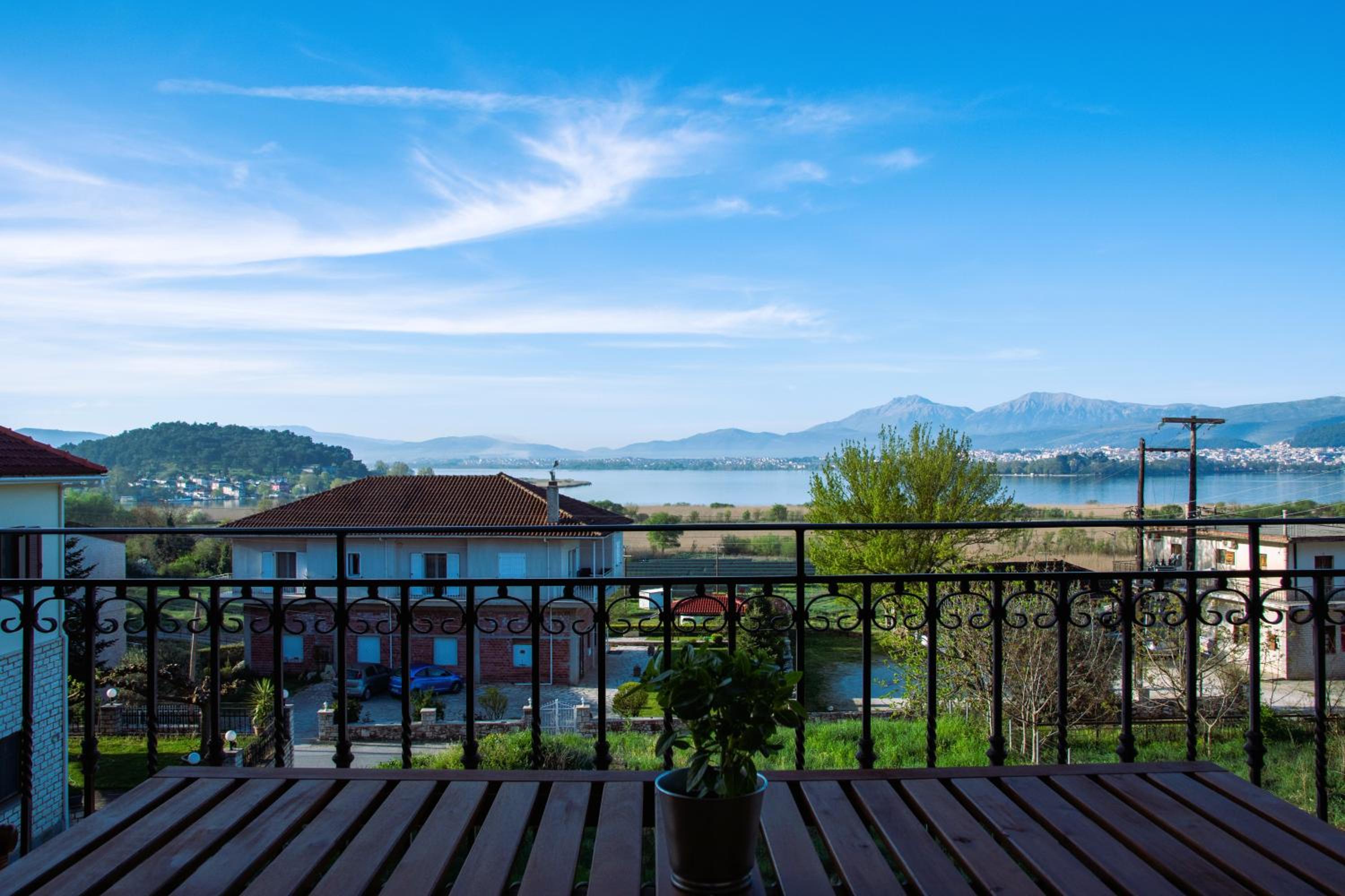 Lake House Ioannina view 5