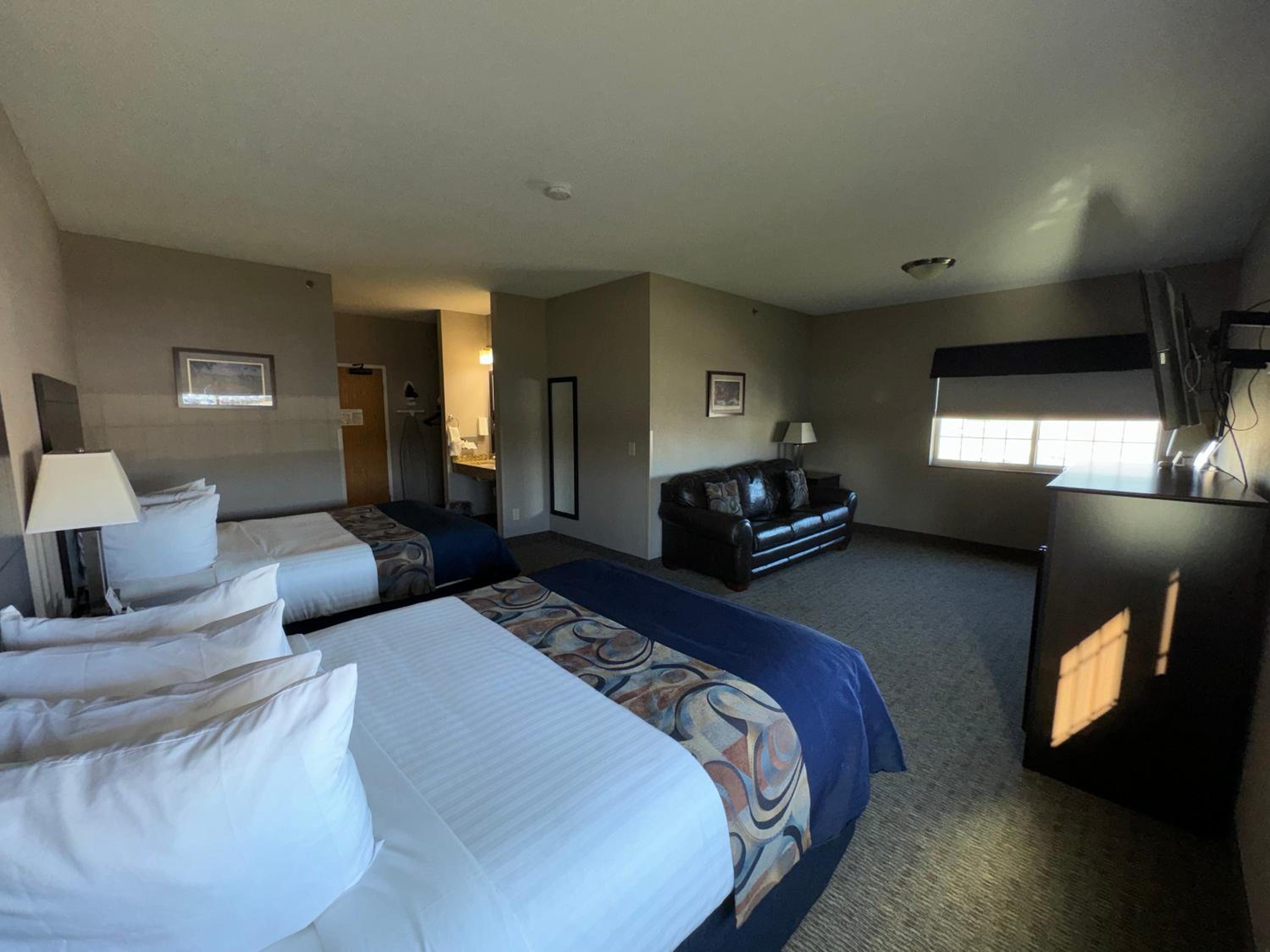 Garner INN & Suites view 5
