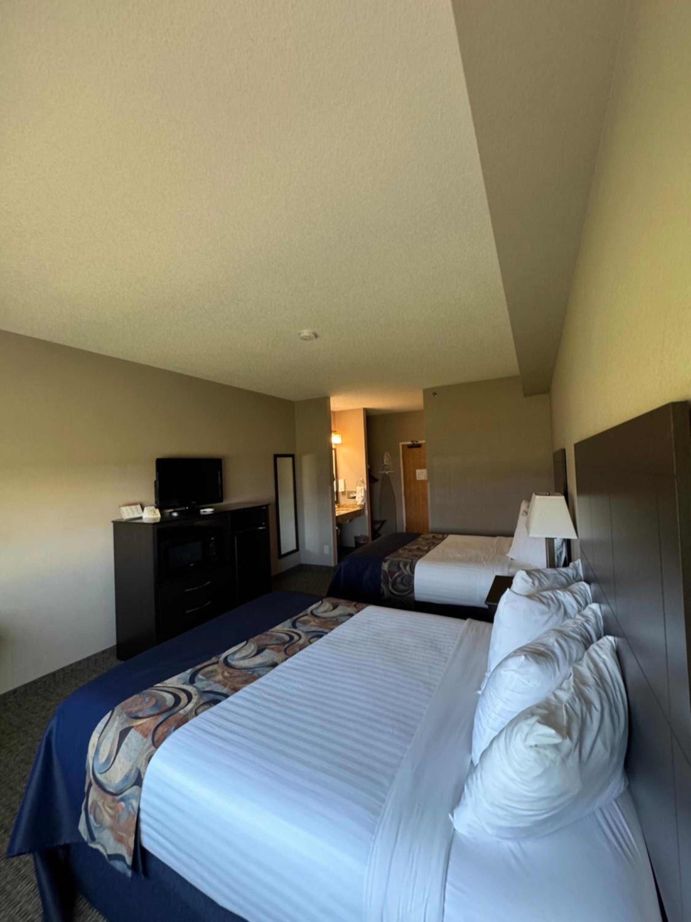 Garner INN & Suites view 4