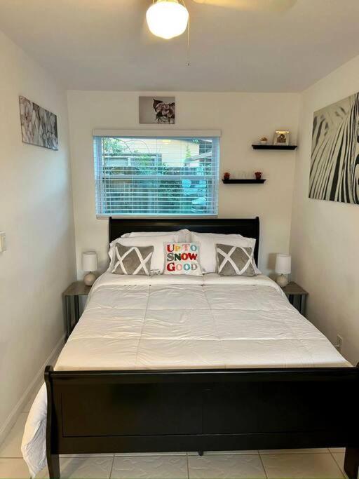 Cozy apartment near Seminole Hard Rock Cafe