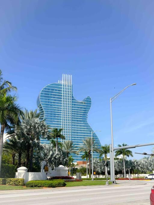 Cozy apartment near Seminole Hard Rock Cafe