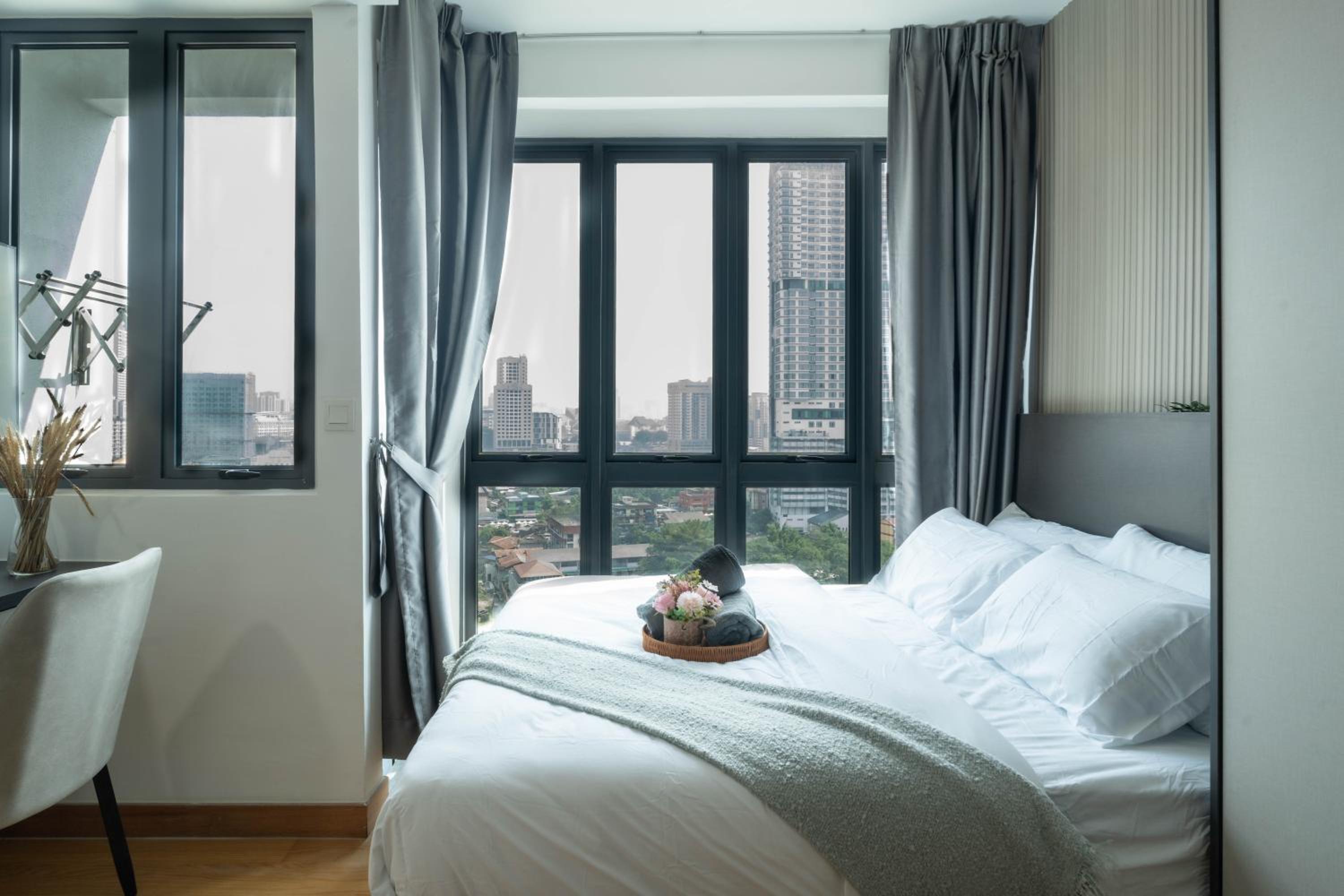 The Colony By Infinitum Best Pool View KLCC TRX Merdeka 118 KL Tower