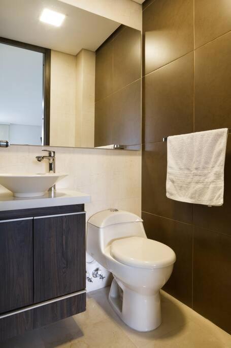 301 Modern space in exclusive area of El Poblado