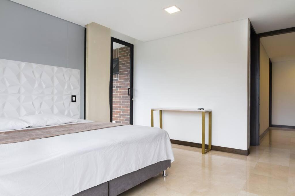 301 Modern space in exclusive area of El Poblado