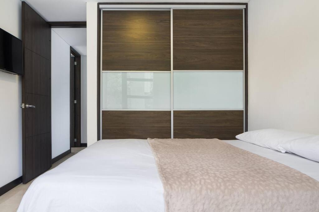 301 Modern space in exclusive area of El Poblado