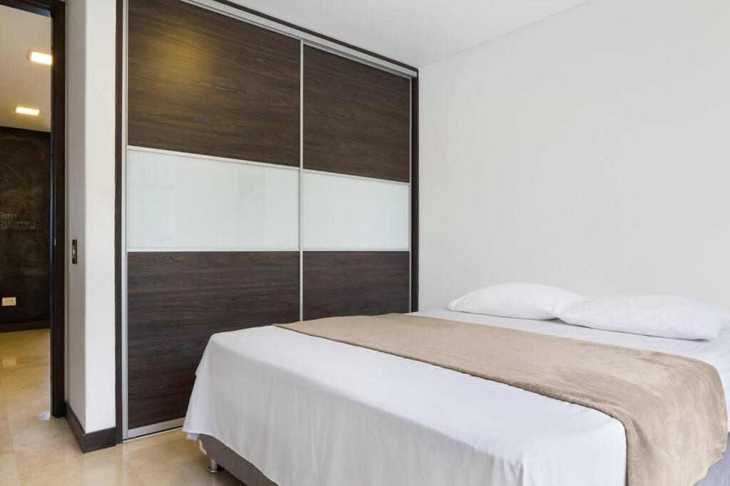 301 Modern space in exclusive area of El Poblado